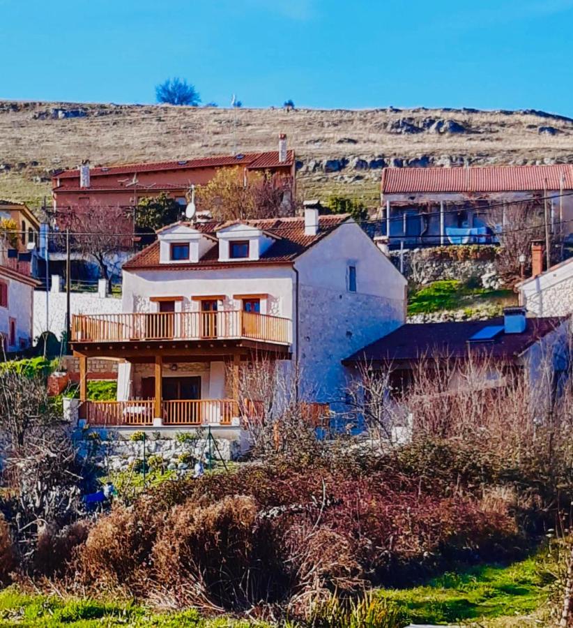 Alojamiento Gaia Aldeasona Exterior foto